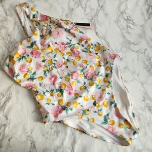 Victoria's Secret Swimsuit One-Piece L